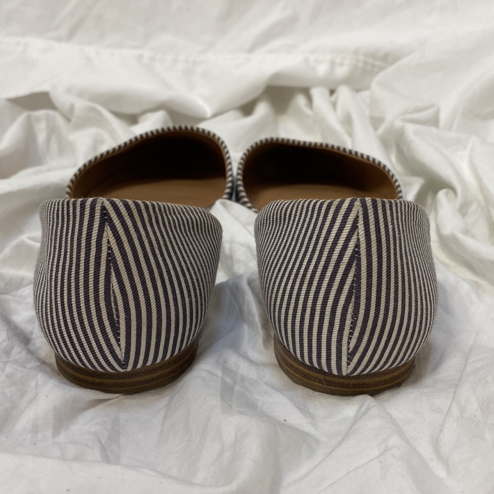 Women’s Merona striped black and white pointed toe ballet flats. Sz 7 1/2 (7.5) - Picture 6 of 6